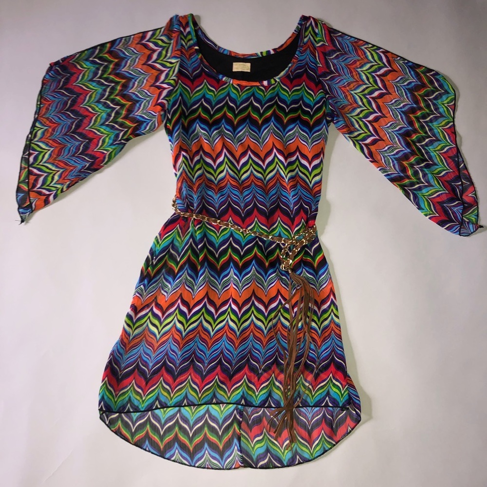 Cricket Corner size S chevron mini dress with gold chain belt